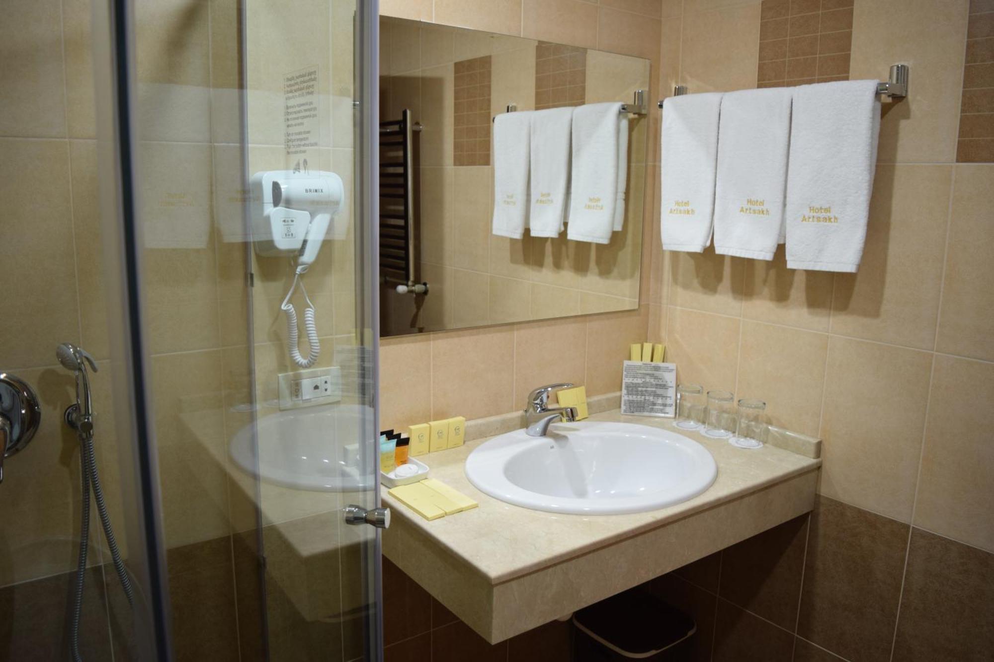 Artsakh Hotel 예레반 외부 사진