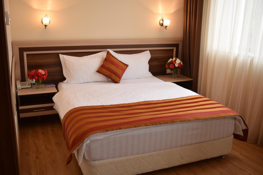 Artsakh Hotel 예레반 외부 사진