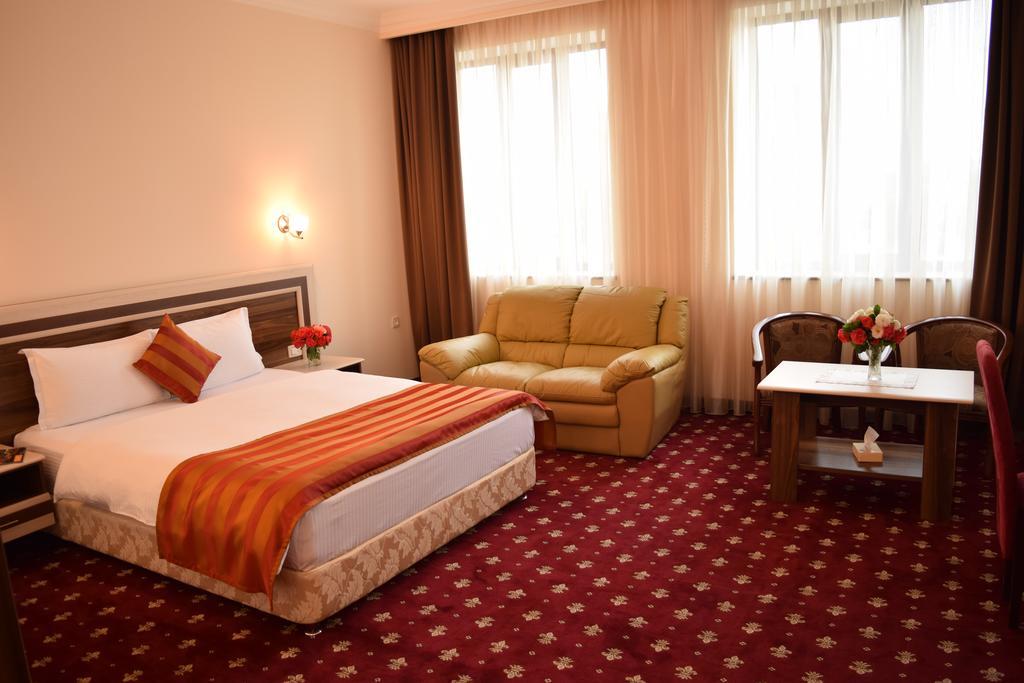 Artsakh Hotel 예레반 외부 사진