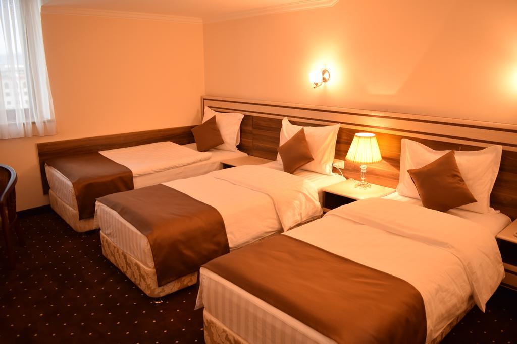 Artsakh Hotel 예레반 외부 사진