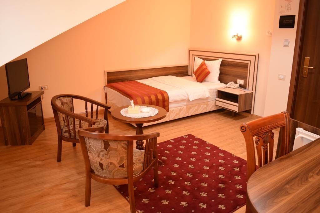 Artsakh Hotel 예레반 외부 사진
