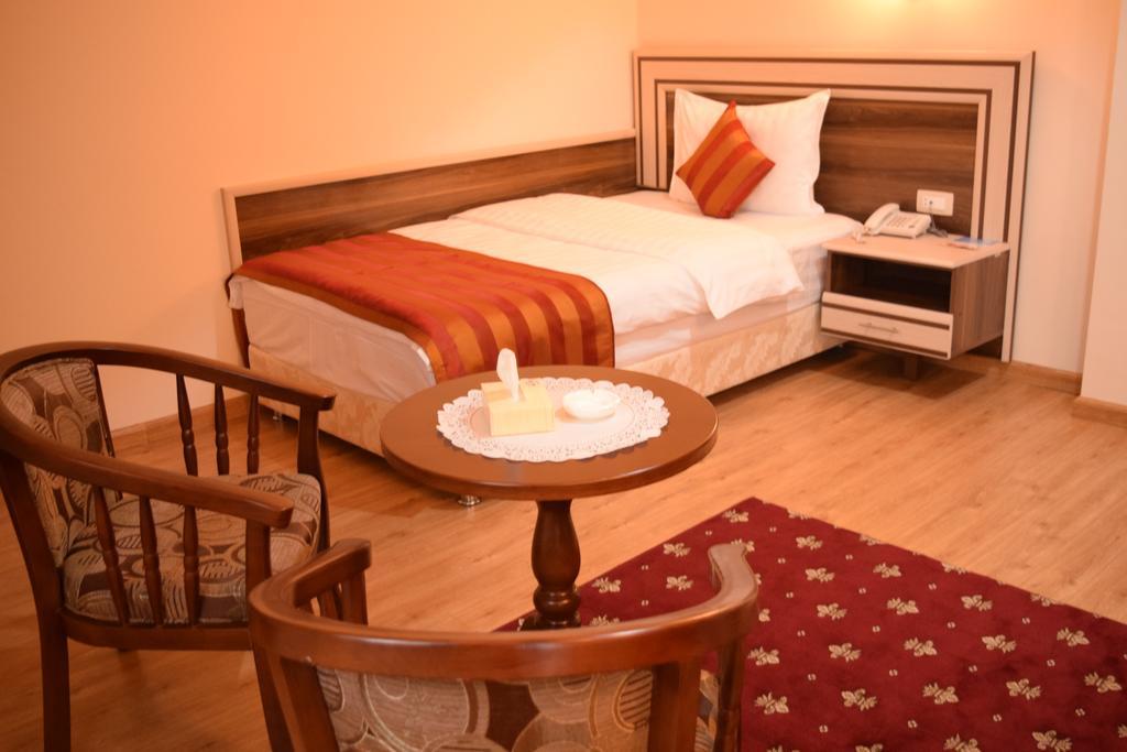 Artsakh Hotel 예레반 외부 사진