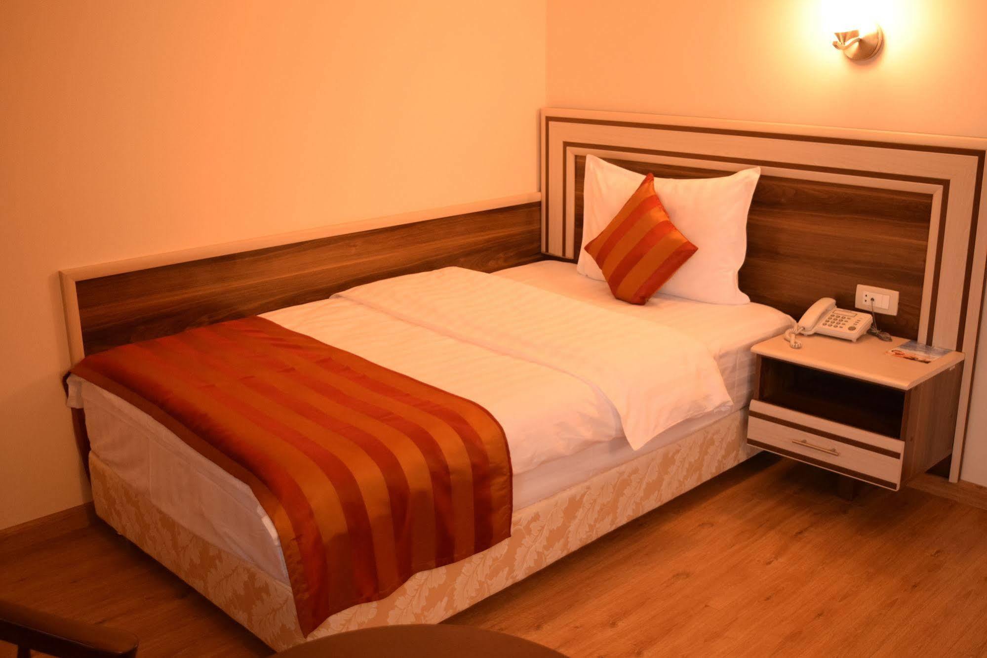 Artsakh Hotel 예레반 외부 사진