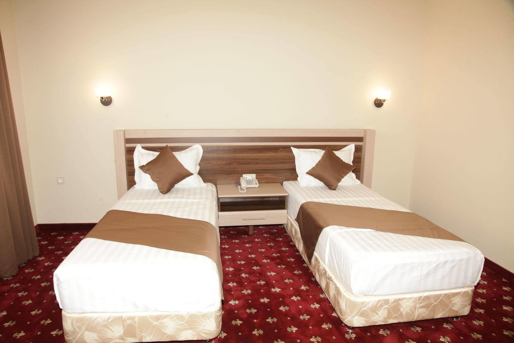 Artsakh Hotel 예레반 외부 사진